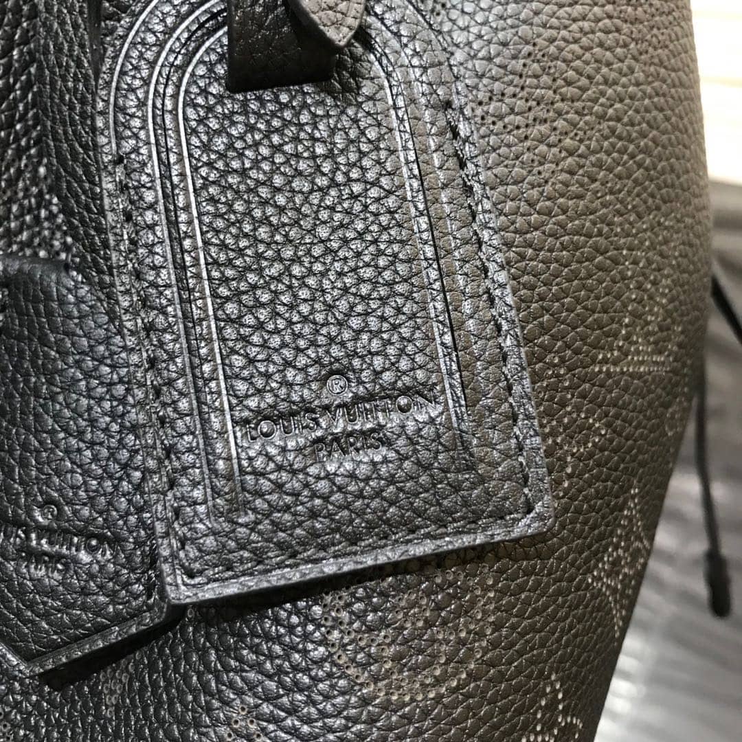 L0vis Vvtt0n Mahina Muria Replica Handbag Black M55801