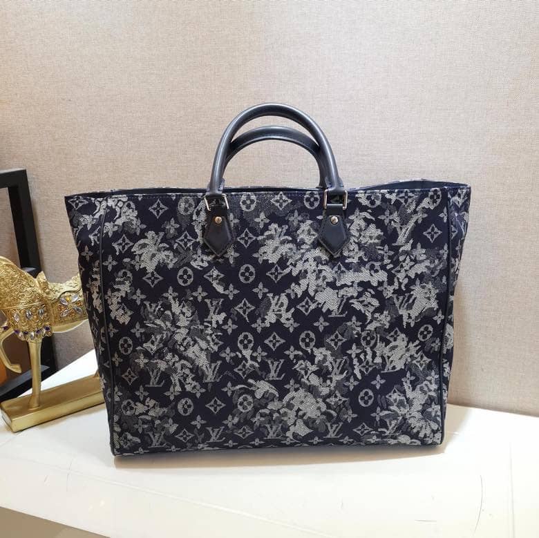 L0vis Vvtt0n Gran Sac Monogram Tapestry Tote Replica M57284