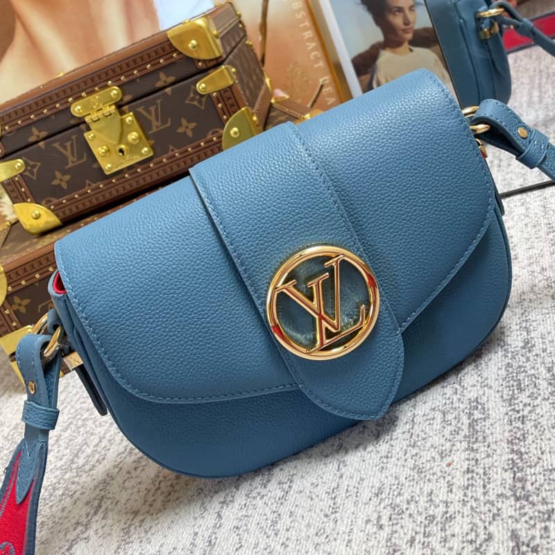L0vis Vvtt0n Pont 9 Soft MM Grained Calfskin Leather Replica Bag Blue M58968