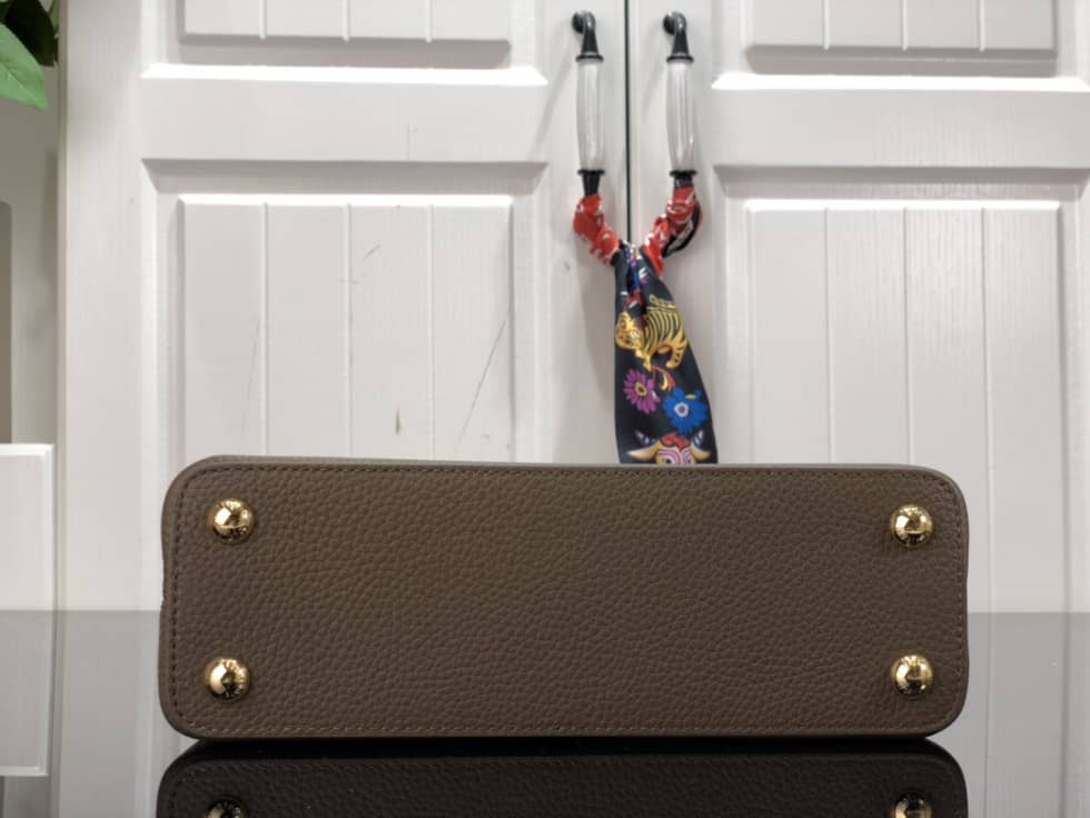 L0vis Vvtt0n Capucines BB M59709 Replica Shoulder Bag