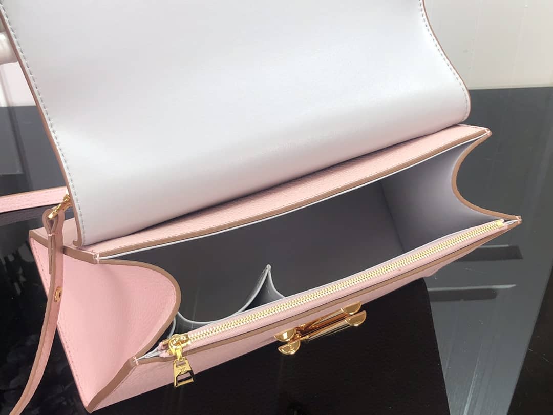 L0vis Vvtt0n Twist One Handle MM Bag Replica Black M57090