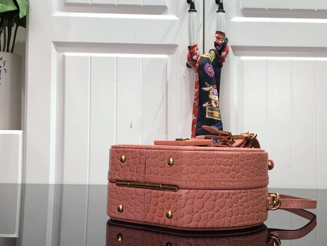 L0vis Vvtt0n Petite Boite Chapeau Crocodilien Brillant Replica Bag Pink N93597