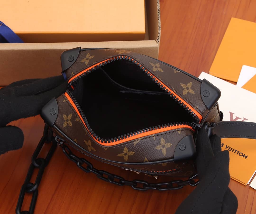 L0vis Vvtt0n Zoom And Friends Adventure Mini Soft Trunk Monogram Replica M80159