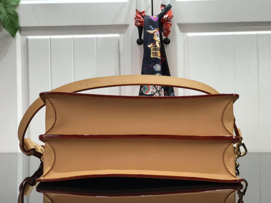 L0vis Vvtt0n Since 1854 Dauphine MM Replica Bag M57499