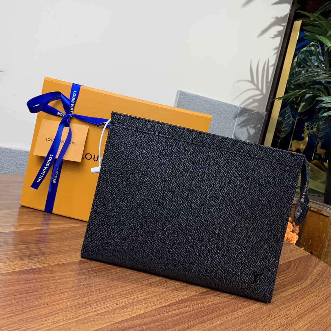 L0vis Vvtt0n Pochette Voyage MM Replica Handbag M30675