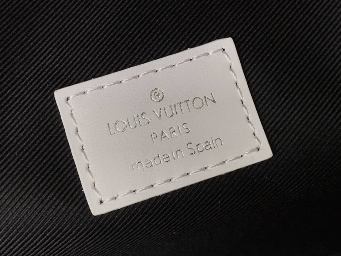 L0vis Vvtt0n Monogram Reverse Canvas Carry It Replica Backpack Blue M46118