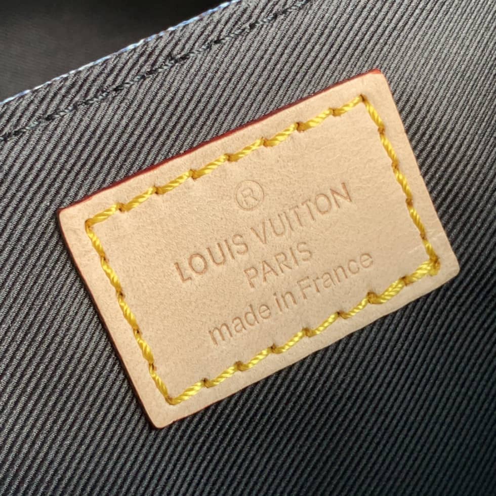 L0vis Vvtt0n Trunk Slingbag Damier Salt Marine N50061 Replica Shoulder Bag