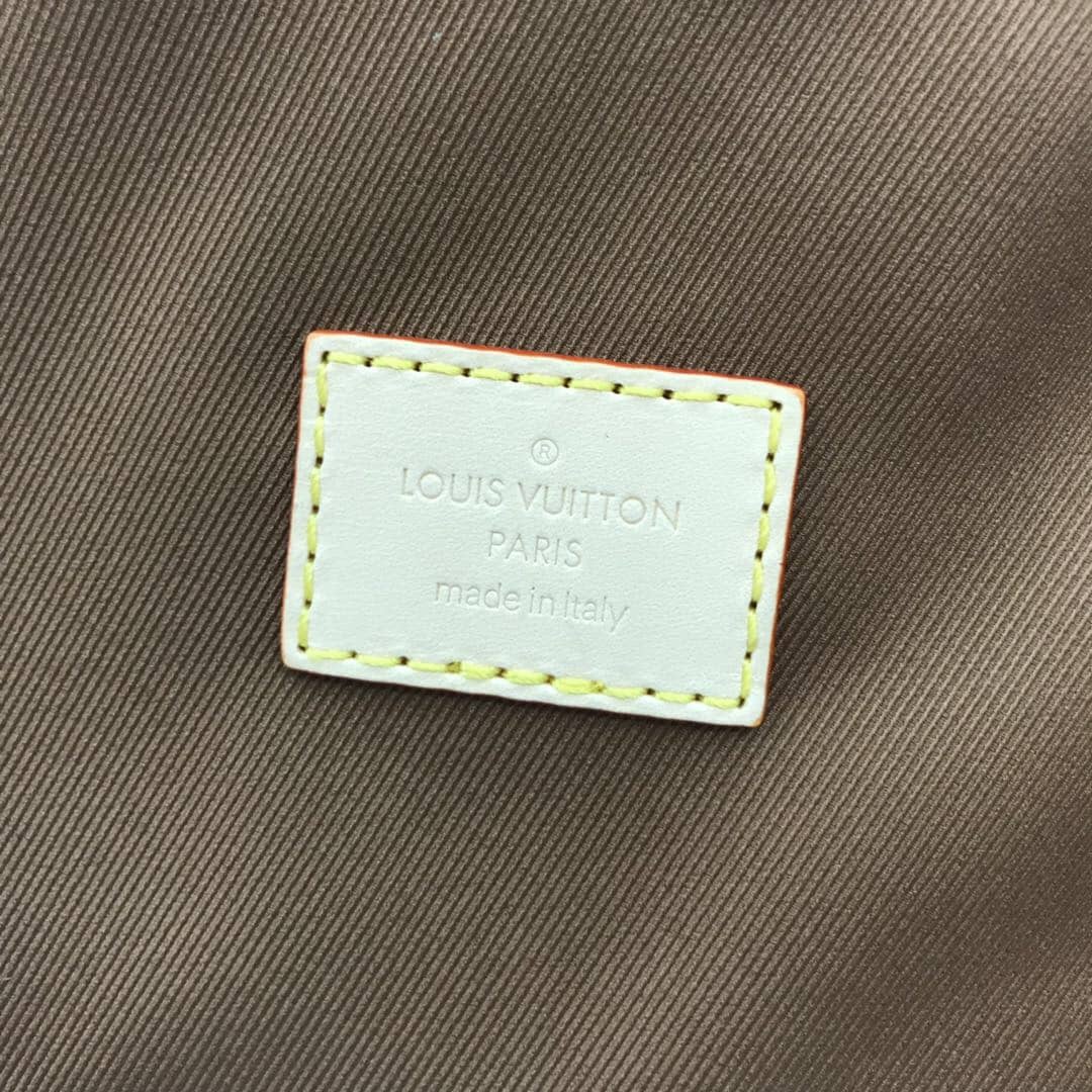 L0vis Vvtt0n Monogram Packing Cube PM Replica