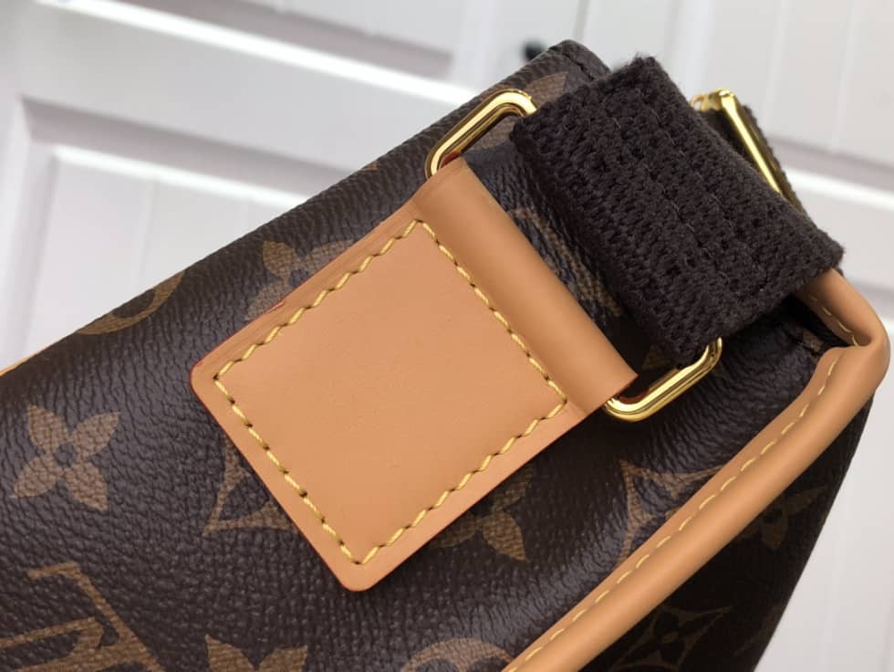 L0vis Vvtt0n Monogram Messenger Bosphore GM M40105 Replica Shoulder Bag