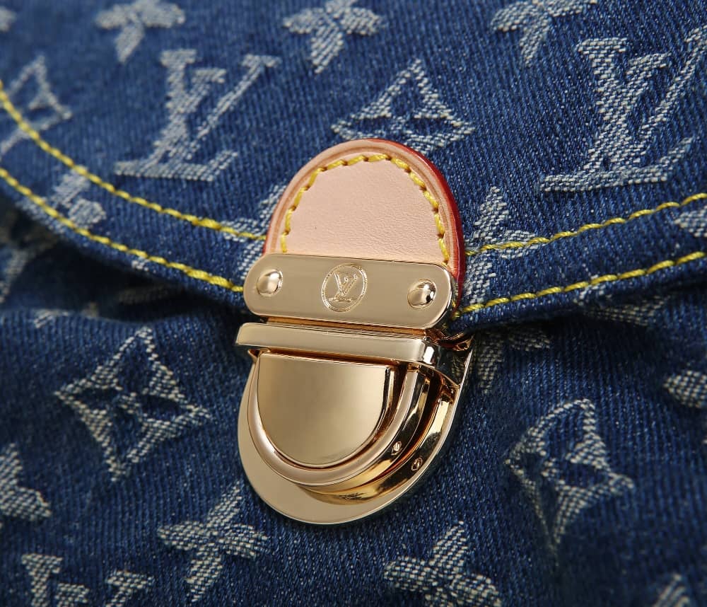 L0vis Vvtt0n Denim Baggy Canvas Single Handle Replica Shoulder Bag M44470