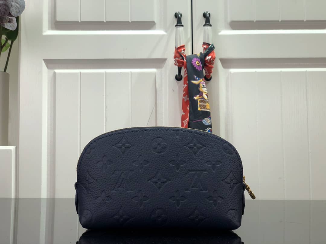 L0vis Vvtt0n Pochette Dupe Monogram Cosmetic Pouch  Blue M47515