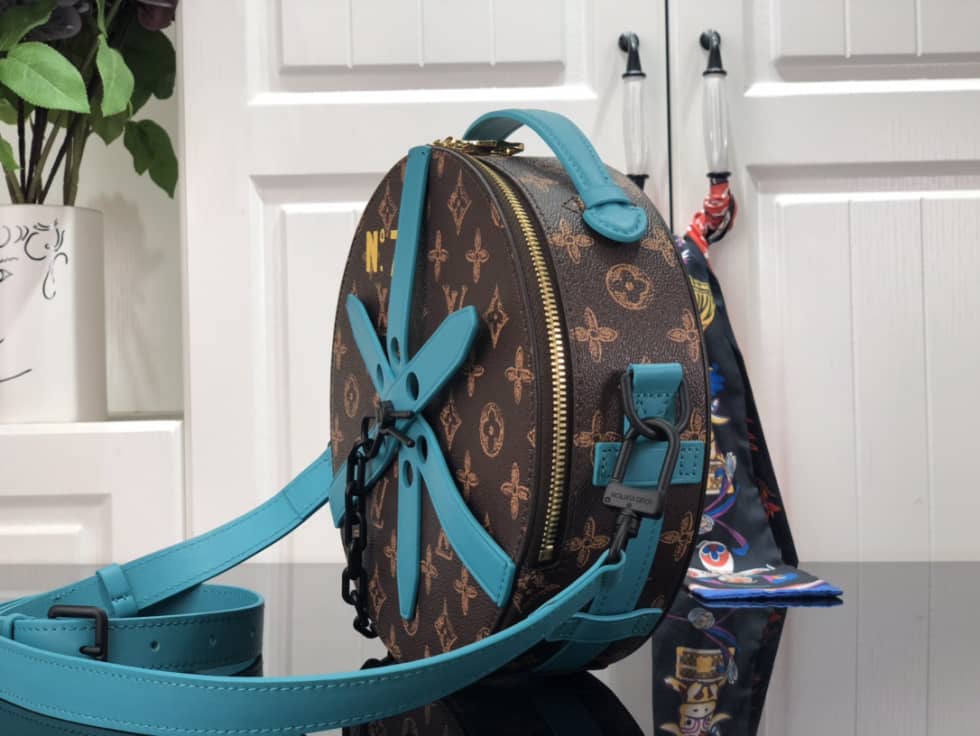 L0vis Vvtt0n Wheel Box Monogram Blue M59706 Replica Crossbody Bag