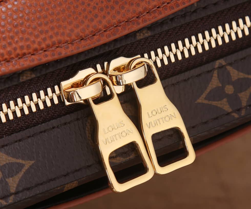 L0vis Vvtt0n LVxNBA Handle Trunk Monogram M45785 Replica Shoulder Bag