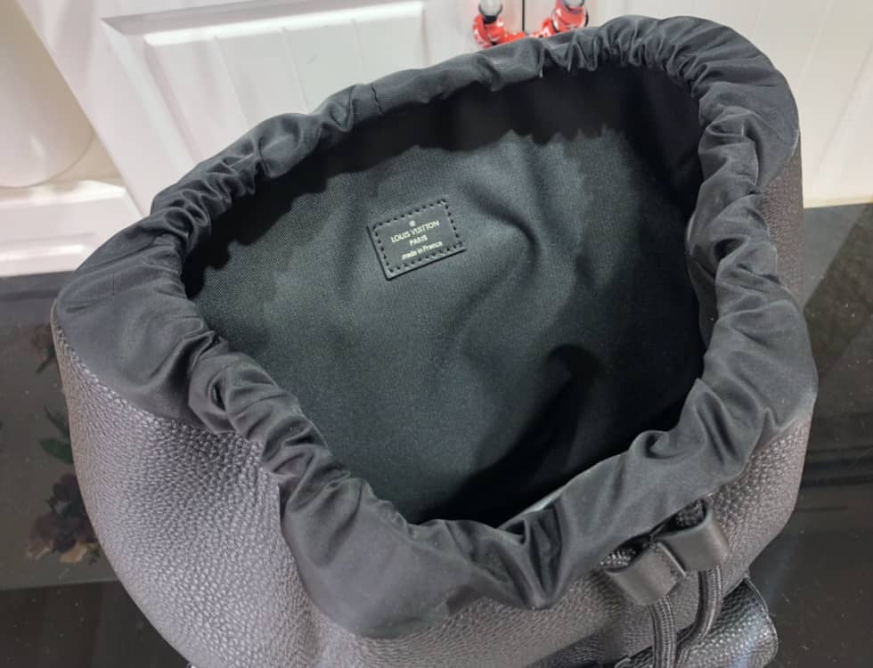 L0vis Vvtt0n Christopher Slim Taurillon Leather Black M58644 Replica Backpack