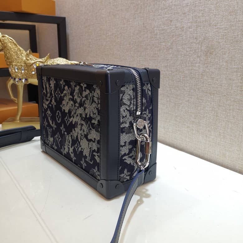 L0vis Vvtt0n Soft Trunk Monogram Canvas Replica Bag M57283