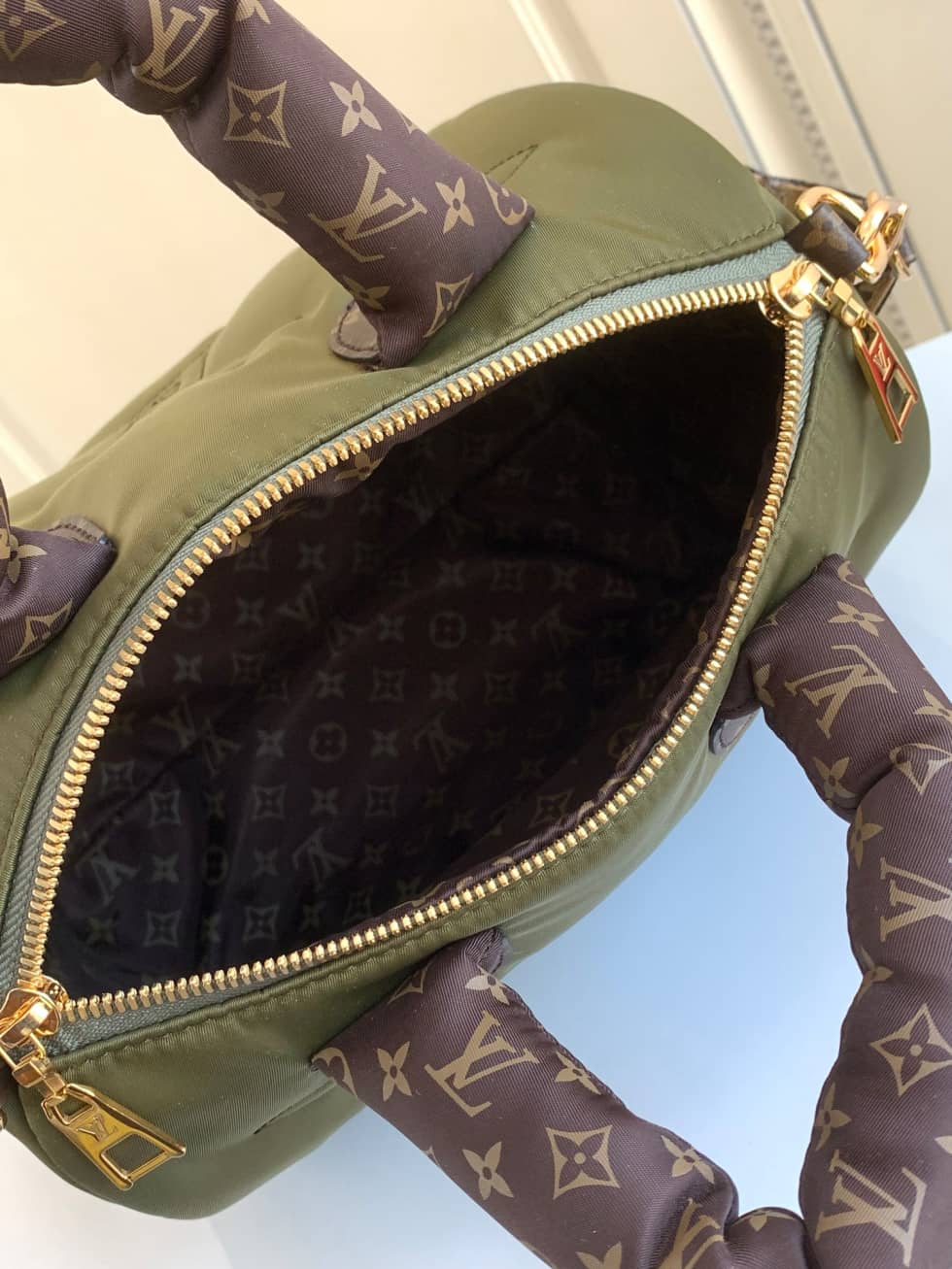 L0vis Vvtt0n Replica Bags Speedy Bandouliere 25 Green M59009