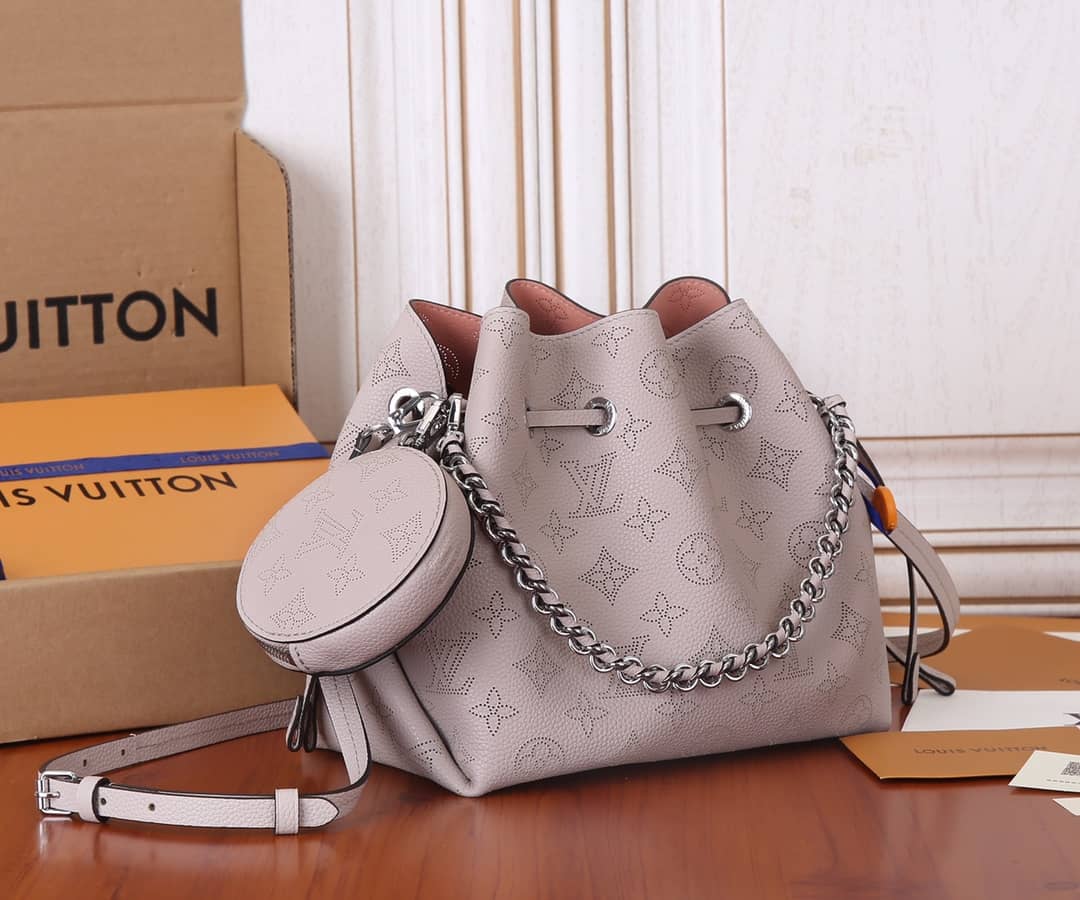 L0vis Vvtt0n Bella Leather Replica Shoulder Bag Beige M57070
