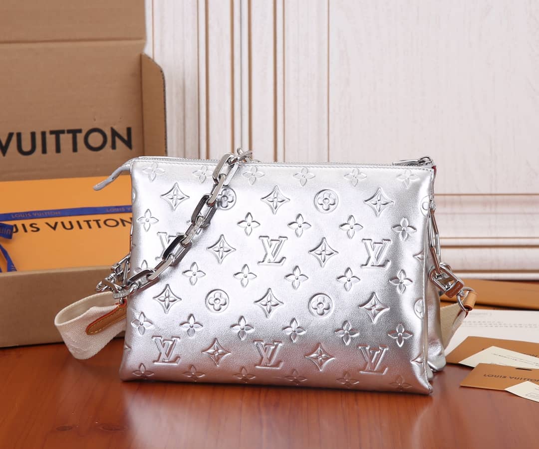 L0vis Vvtt0n Coussin PM Monogram Embossed Replica Crossbody Bag Silver M57790