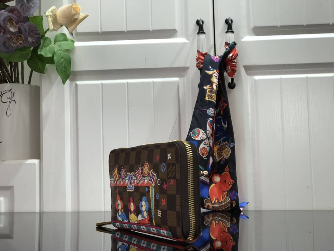 L0vis Vvtt0n Christmas Damier Ebene Canvas Zippy Wallet Replica N60403