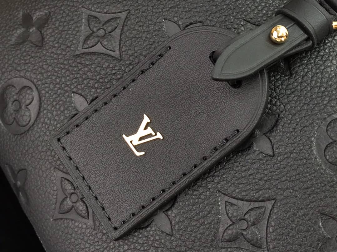 L0vis Vvtt0n Petite Malle Souple Monogram Replica Bag Black M45571