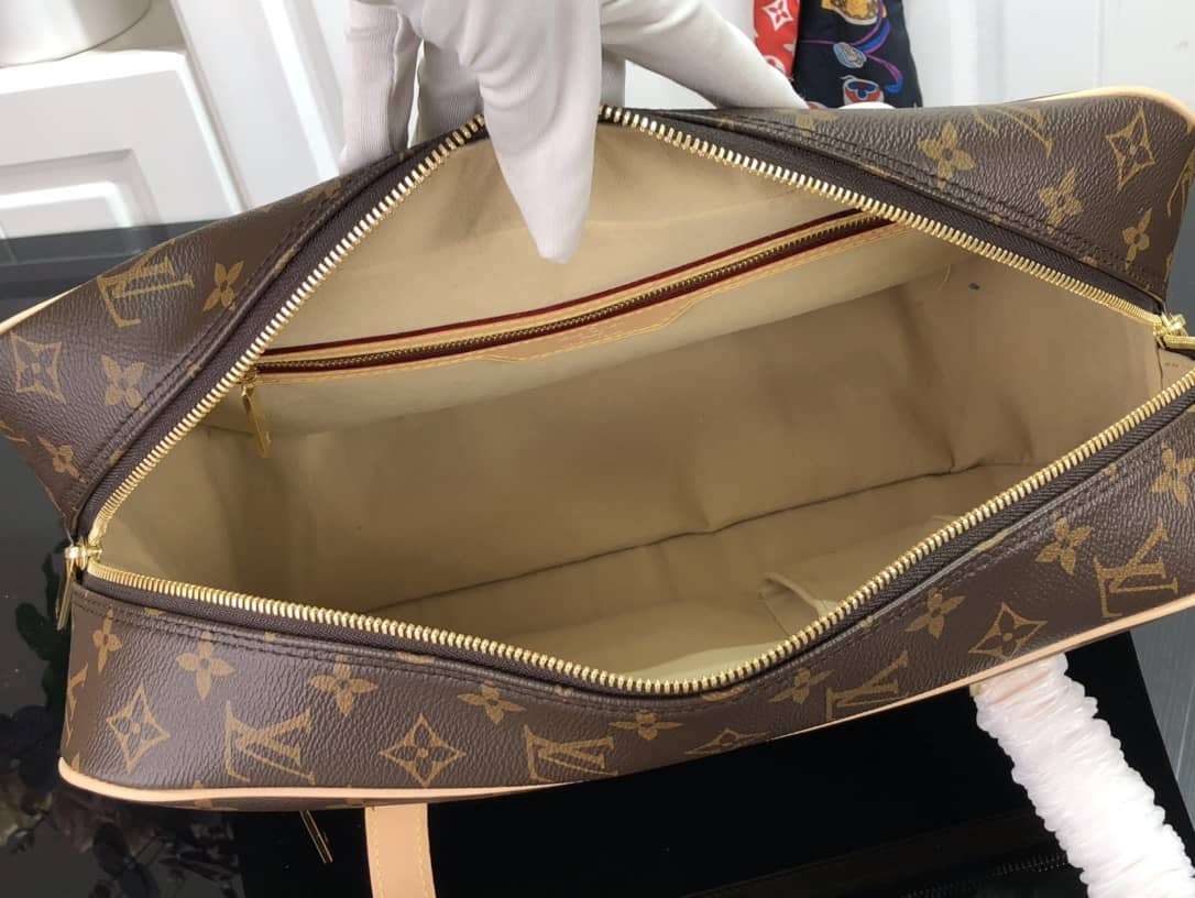 L0vis Vvtt0n Cite MM Monogram Canvas Replica Shoulder Bag M51181