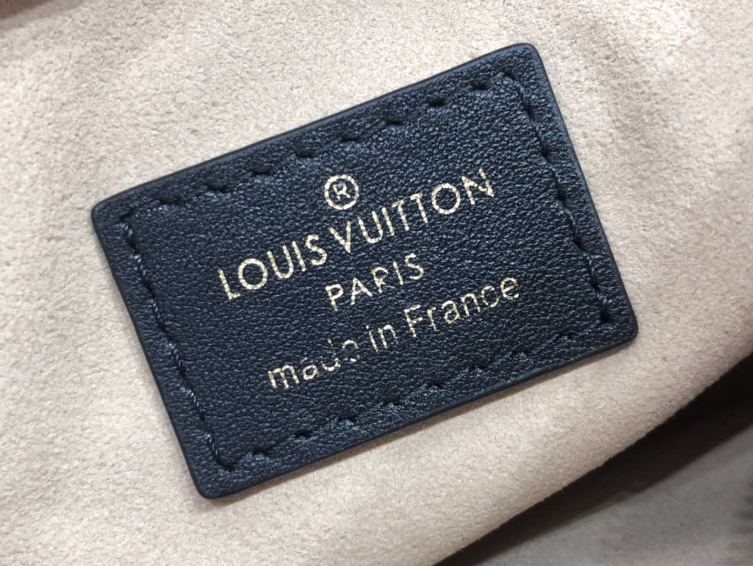 L0vis Vvtt0n Pochette Troca Replica Shoulder Bag Black M59046