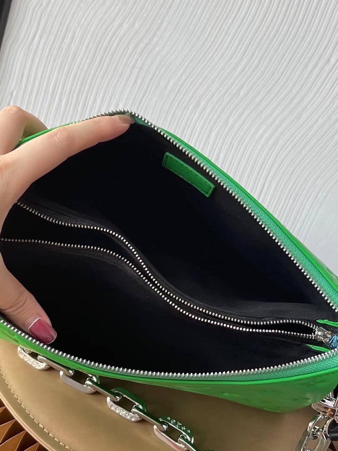 L0vis Vvtt0n Coussin PM Green M57936 Replica Shoulder Bag