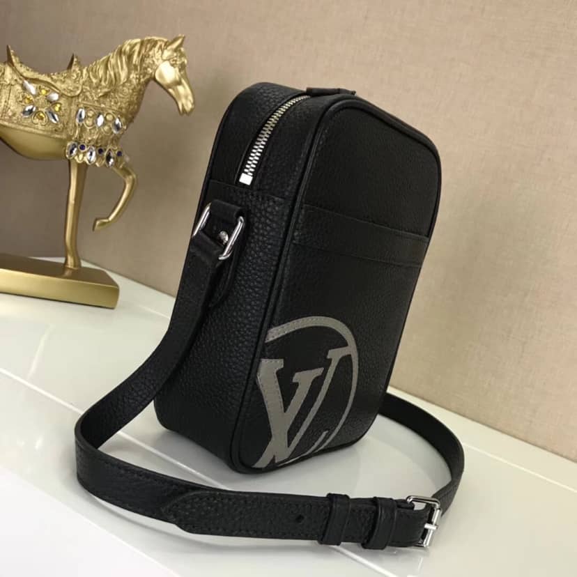 L0vis Vvtt0n Danube PM Unisex Replica Shoulder Bag M54787