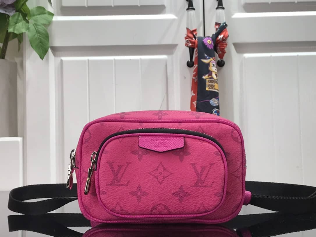 L0vis Vvtt0n Outdoor Replica Pochette Monogram Eclipse Pink M30755
