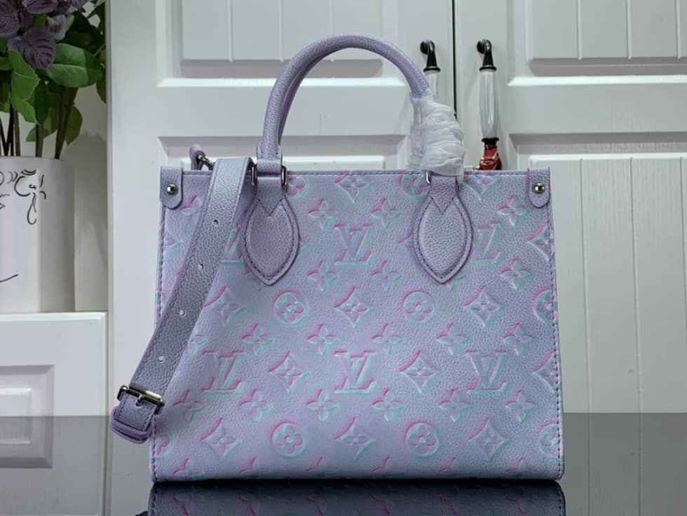 L0vis Vvtt0n Onthego PM Purple M46067 Replica Tote