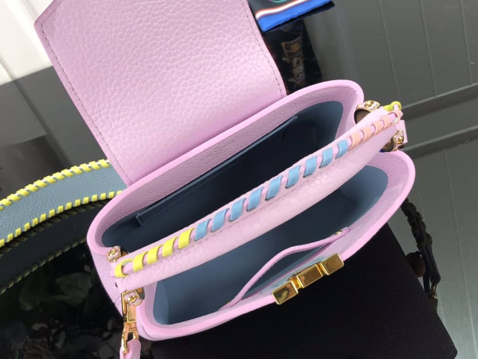 L0vis Vvtt0n Capucines Mini M57945 Replica Shoulder Bag