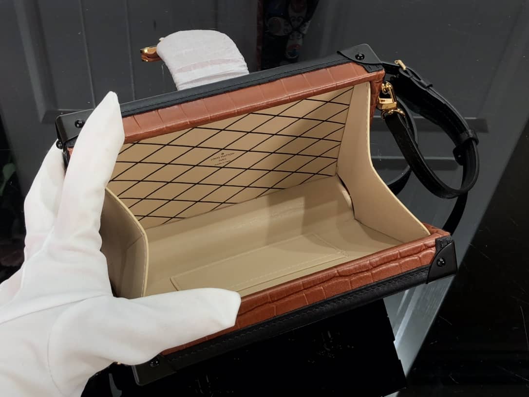 L0vis Vvtt0n Petite Malle Brilliant Alligator Leather Replica Handbag Brown N93817