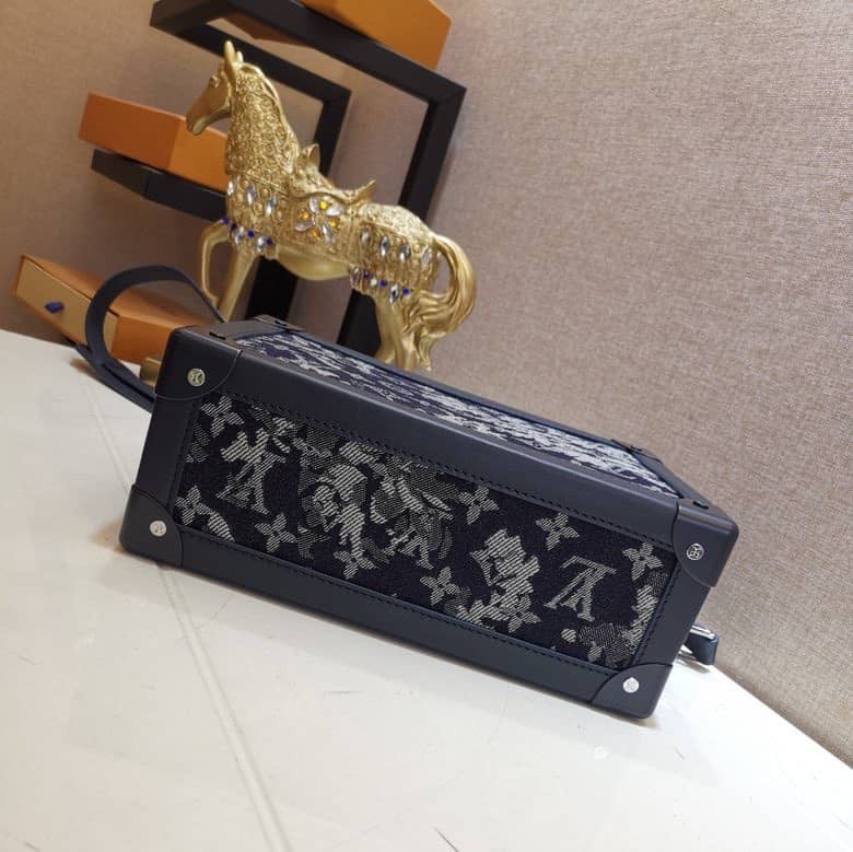 L0vis Vvtt0n Soft Trunk Monogram Canvas Replica Bag M57283