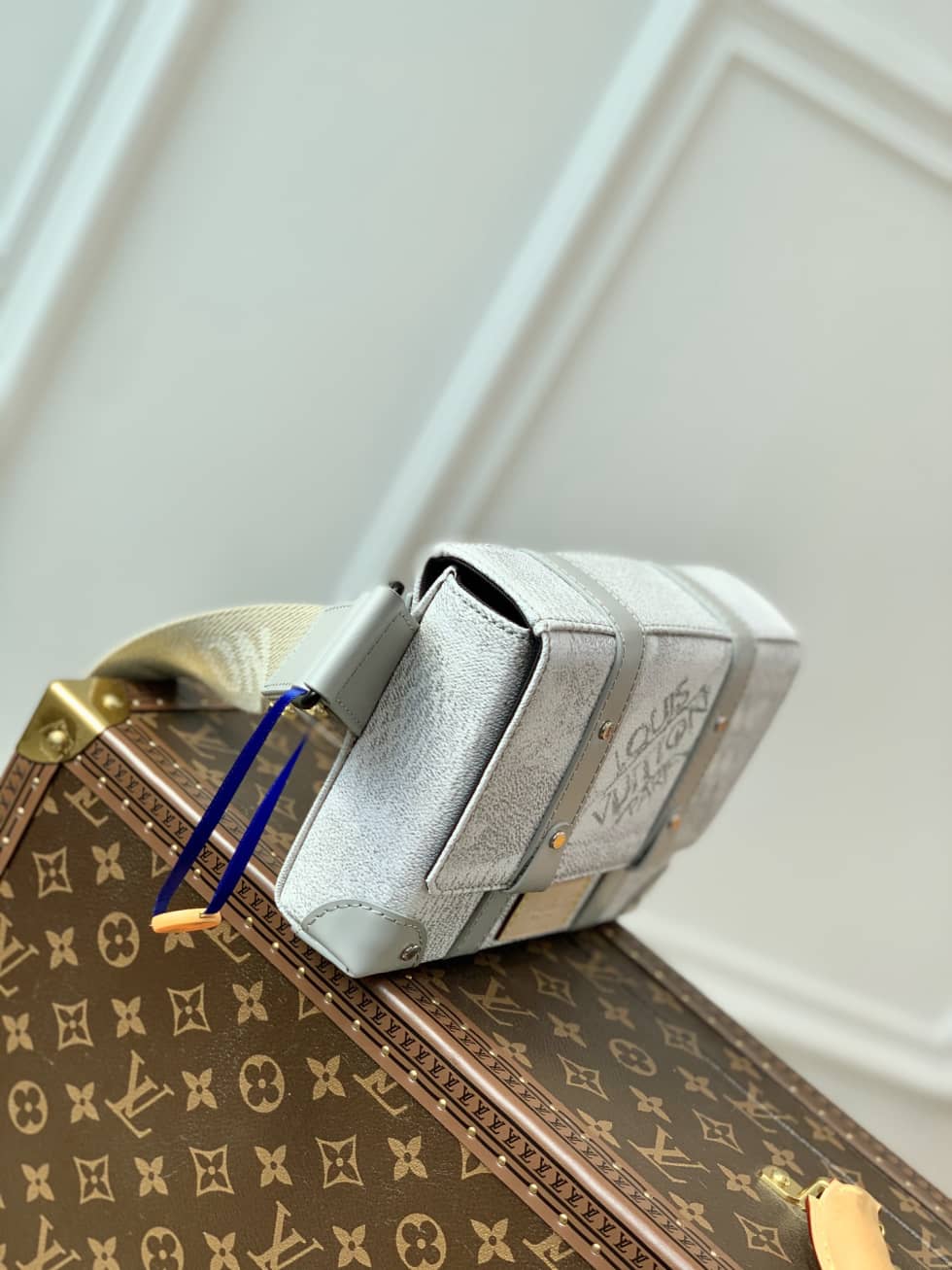 L0vis Vvtt0n Trunk Slingbag Damier Salt Marine N50061 Replica Shoulder Bag