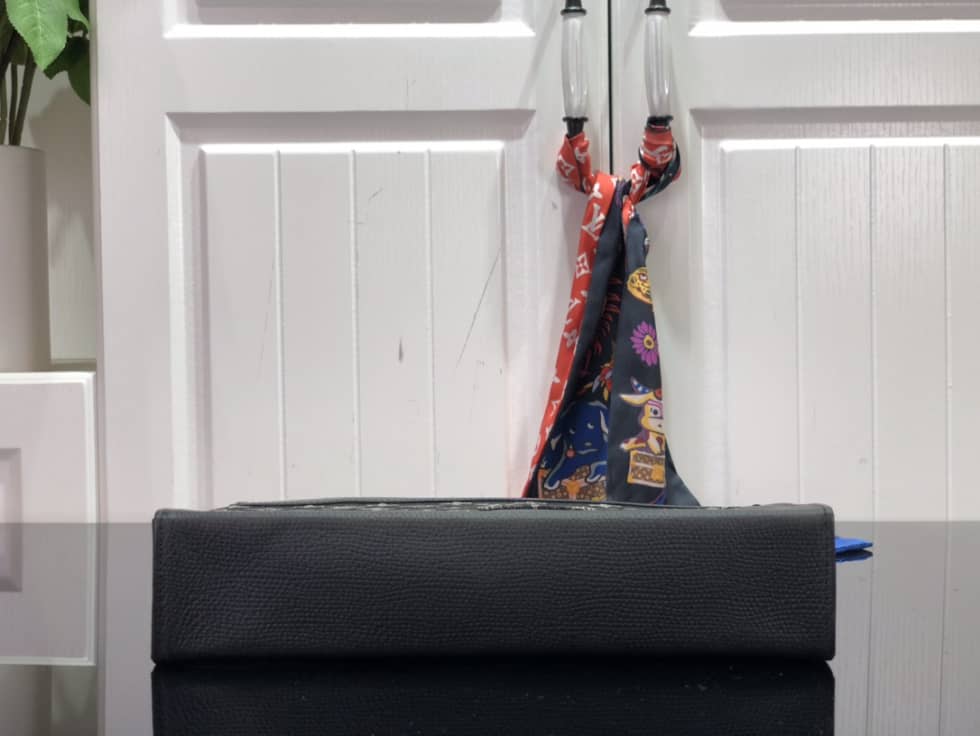 L0vis Vvtt0n Pochette Dupe x Nigo Voyage MM Monogram Black M45961