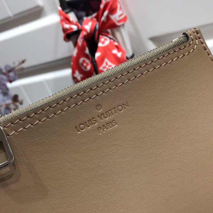 L0vis Vvtt0n Mahina Hina PM Leather Tote Replica Apricot M54353