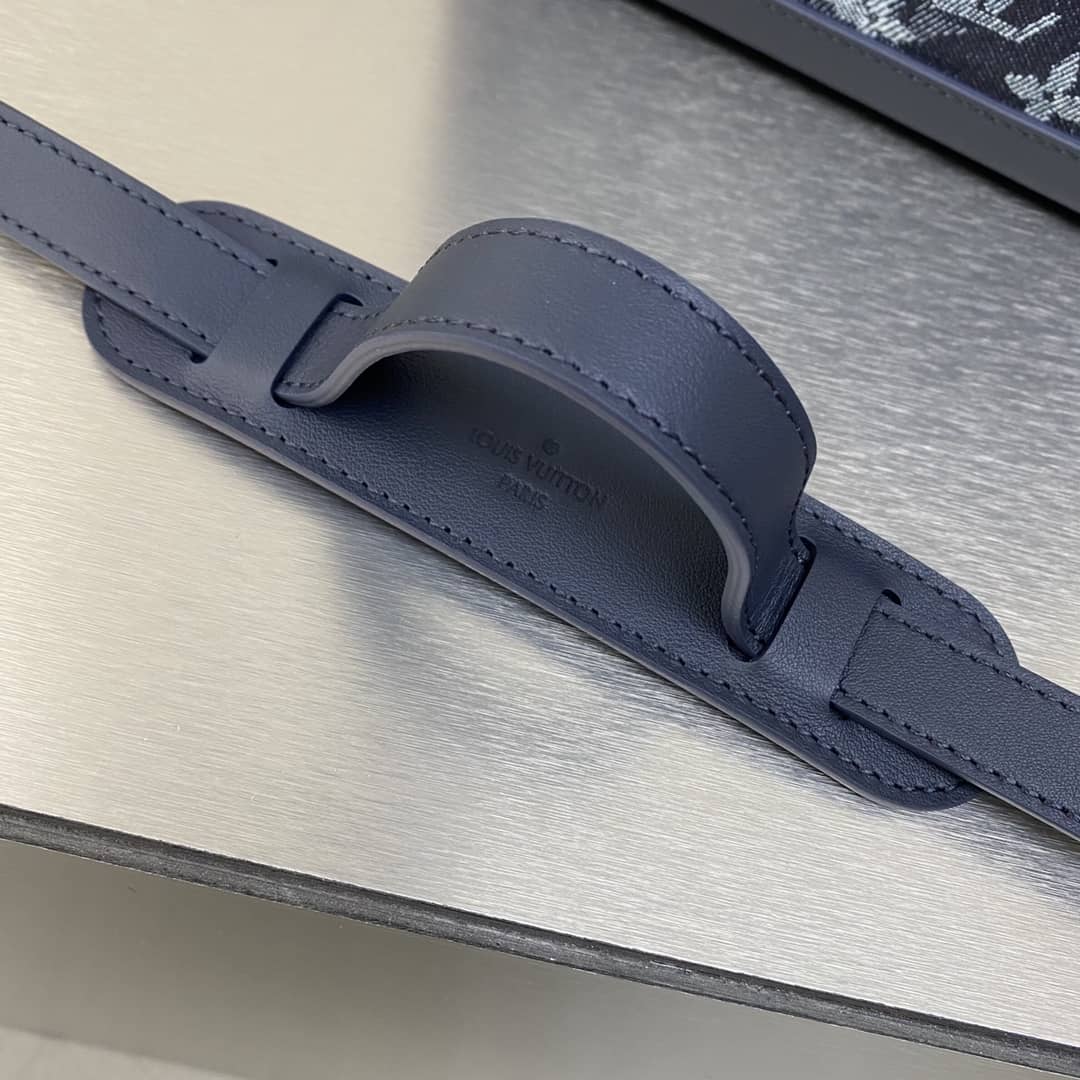 L0vis Vvtt0n Soft Trunk Monogram Replica Bag M57283