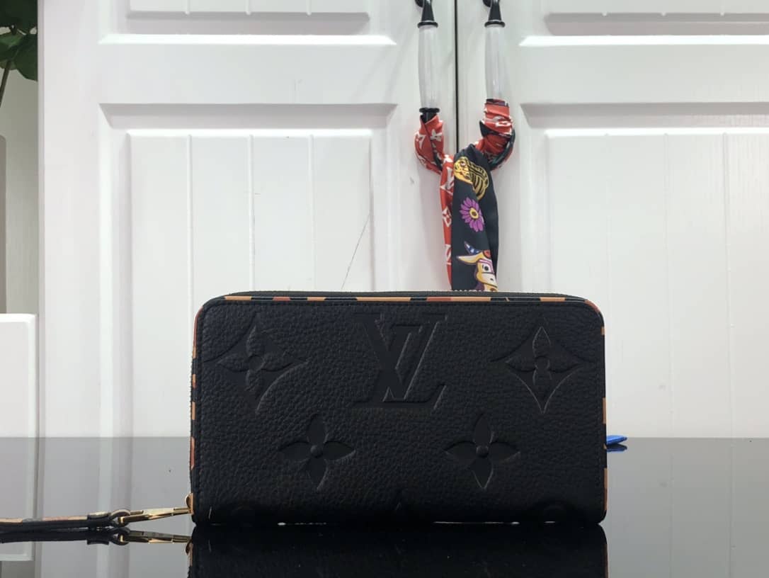 L0vis Vvtt0n Monogram Empreinte Leather with Animal-Print Zippy Wallet Replica Black M80680