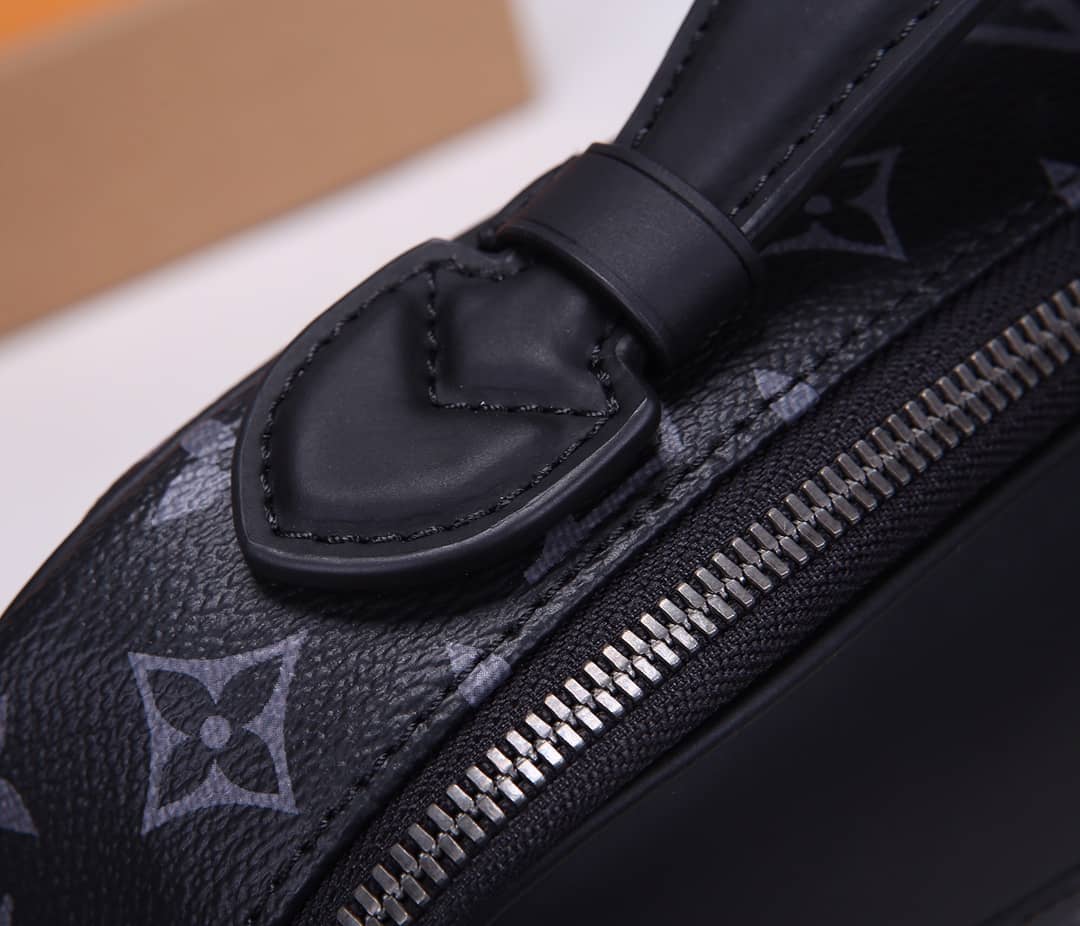 LV Bum Bag Dupe Monogram Eclipse Waist Pouch hip body M42906(ColaReps)