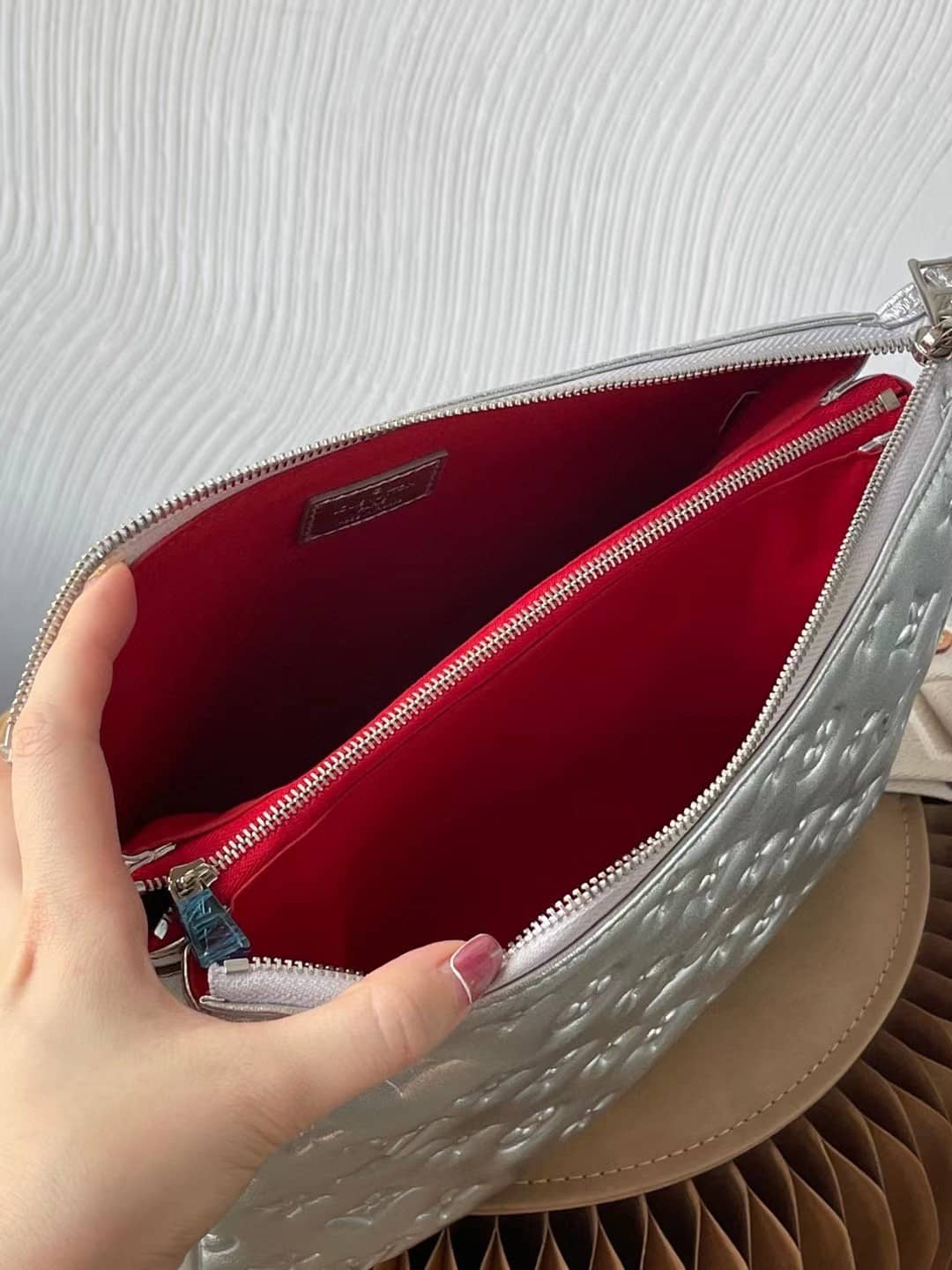 Best Replica L0vis Vvtt0n Coussin PM M57913 Replica Shoulder Bag(ColaReps)