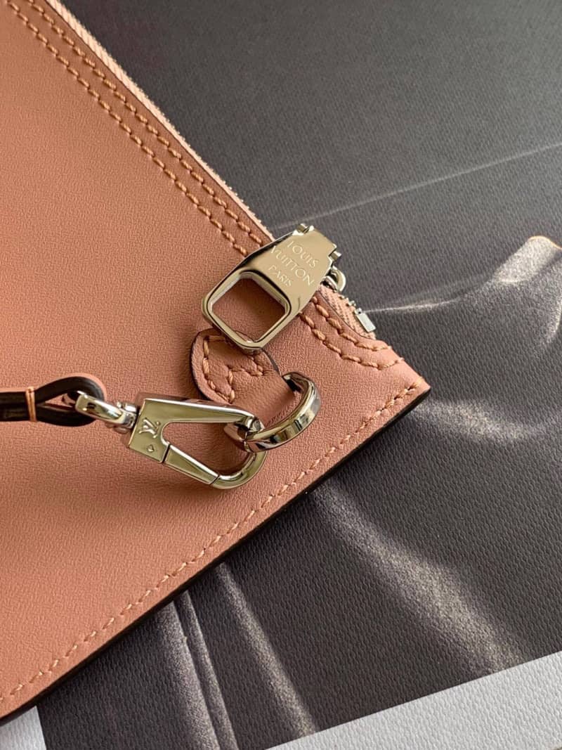 L0vis Vvtt0n Mahina Hina PM Leather Tote Replica Pink M54353