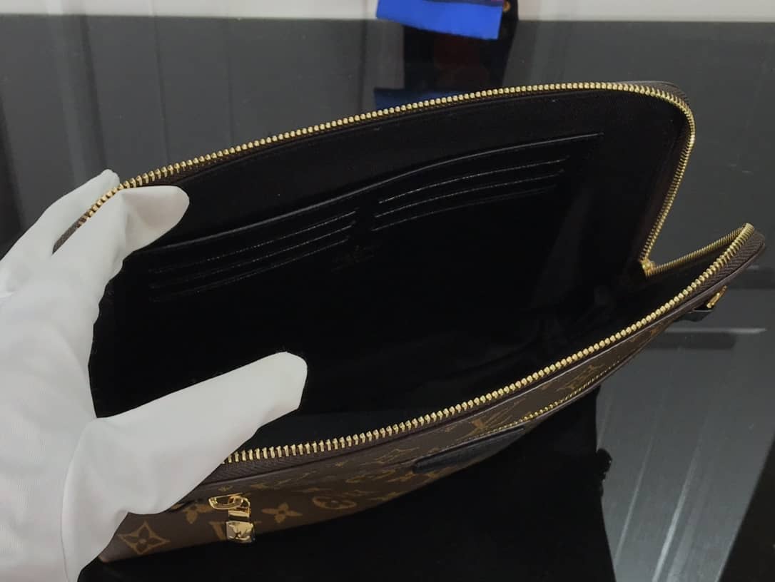 L0vis Vvtt0n Monogram Eclipse Canvas Replica Pouch Brown M60417