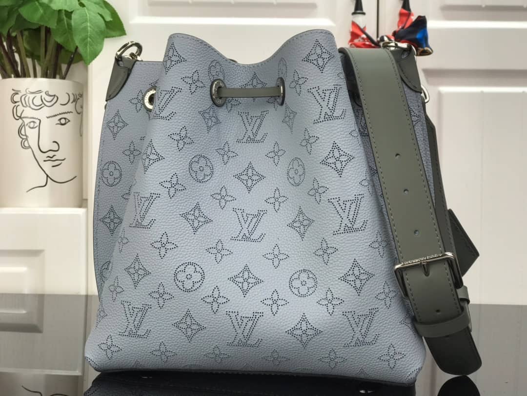 L0vis Vvtt0n Mahina Muria Replica Handbag Blue Gray M55801