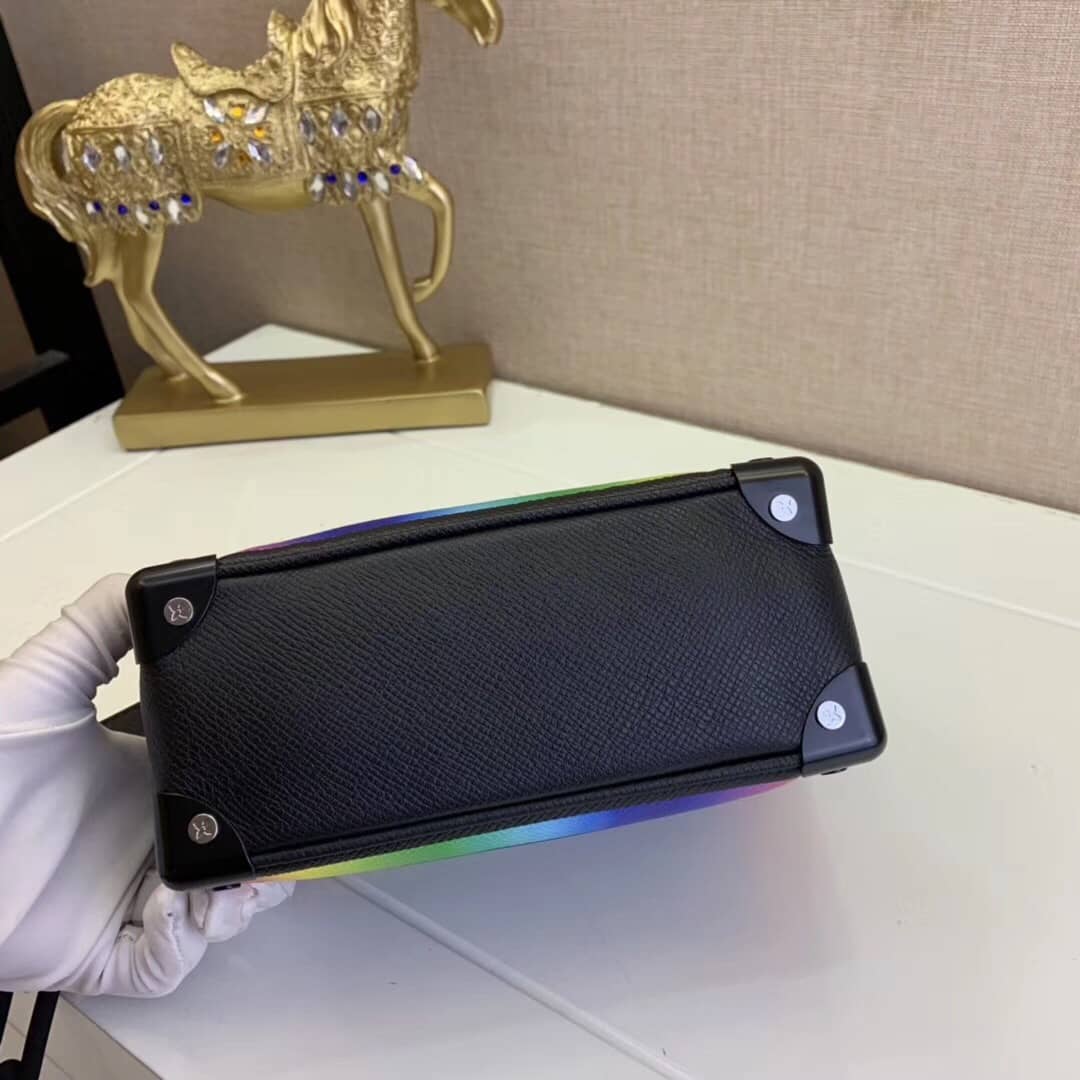 L0vis Vvtt0n Mini Soft Trunk Replica Crossbody Bag M30351