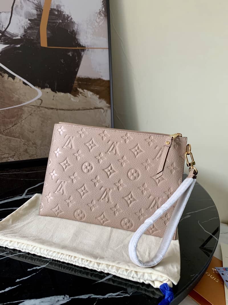 L0vis Vvtt0n Pochette Melanie MM Monogram Empreinte Replica Clutch Apricot M68705