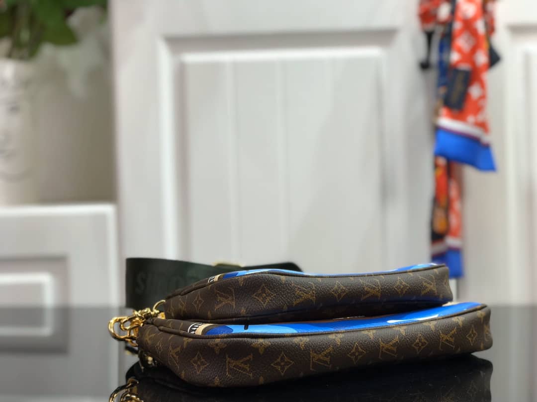 L0vis Vvtt0n Monogram Canvas Multi Pochette Replica Brown M44823