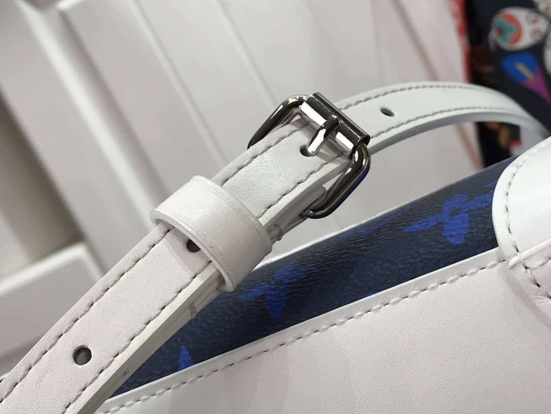 L0vis Vvtt0n Vintage Litter Bag Monogram Canvas Everyday Signature Replica