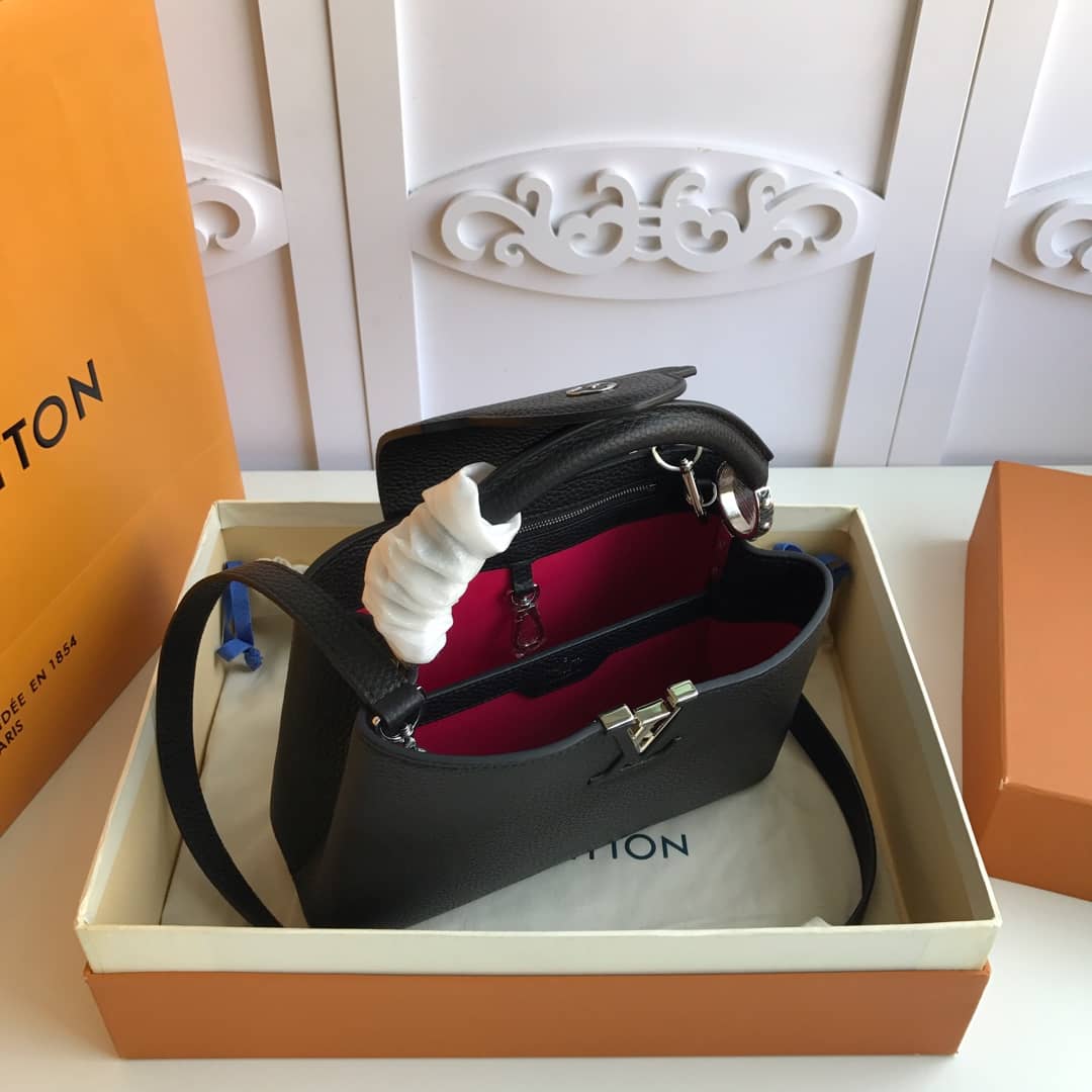L0vis Vvtt0n Capucines PM Taurillon Leather Tote Replica Black M42242