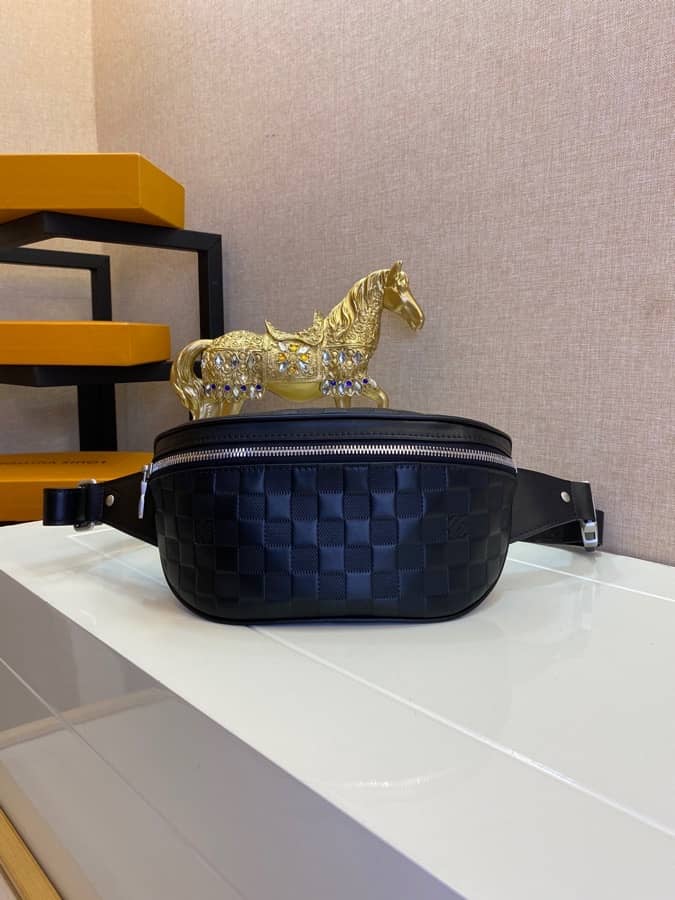 L0vis Vvtt0n Campus Damier Infini Replica Bumbag N40298