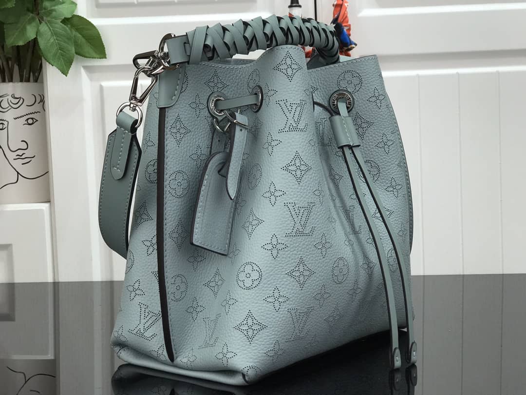 L0vis Vvtt0n Mahina Muria Replica Handbag Blue M55801